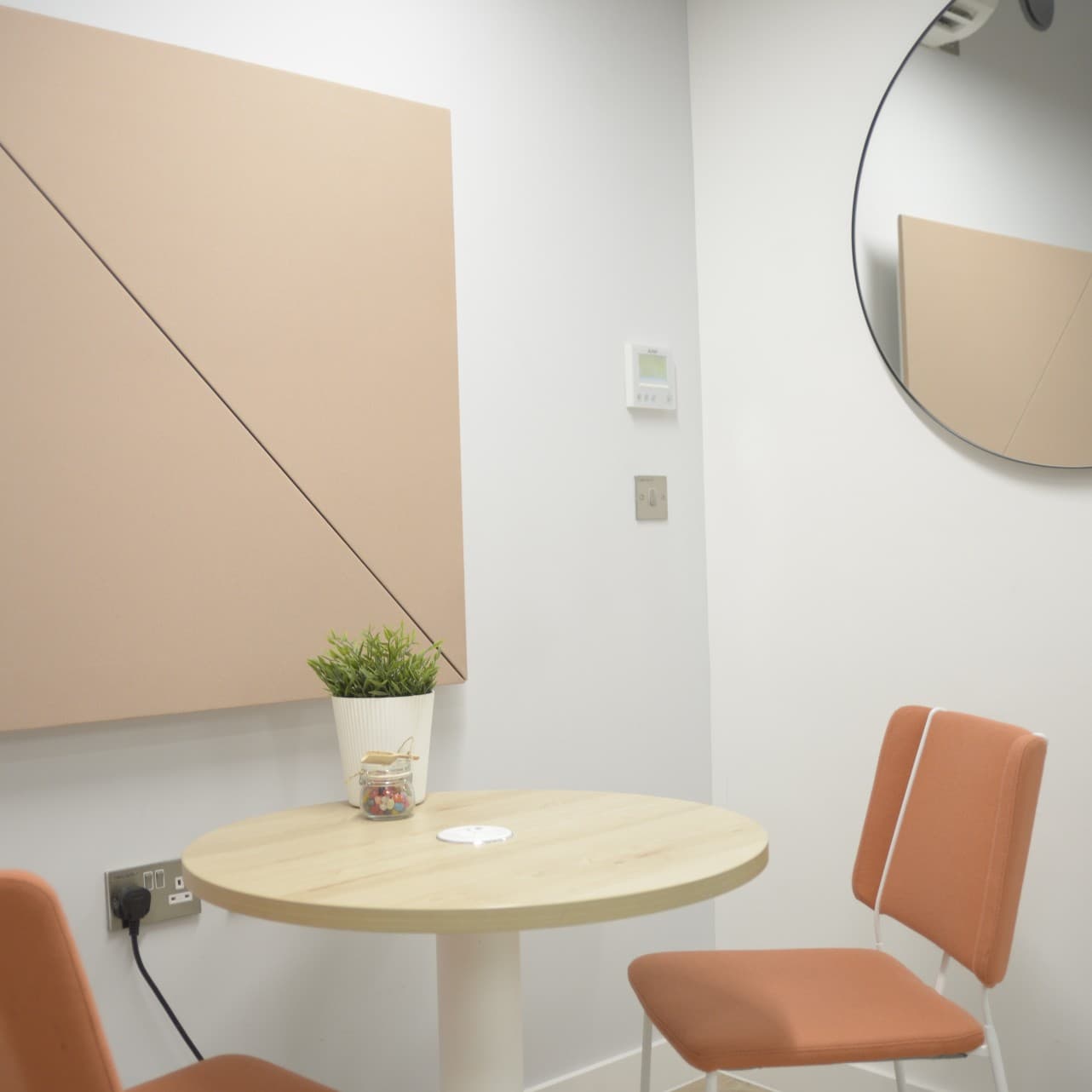 Rey meeting room