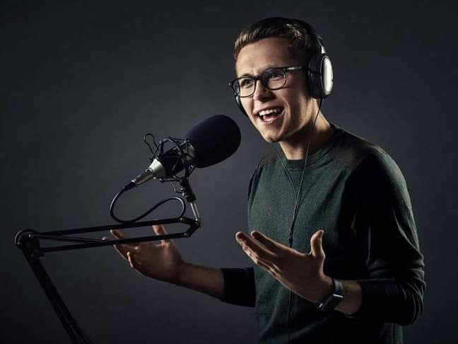 Huckletree ambassador Harry Stebbings